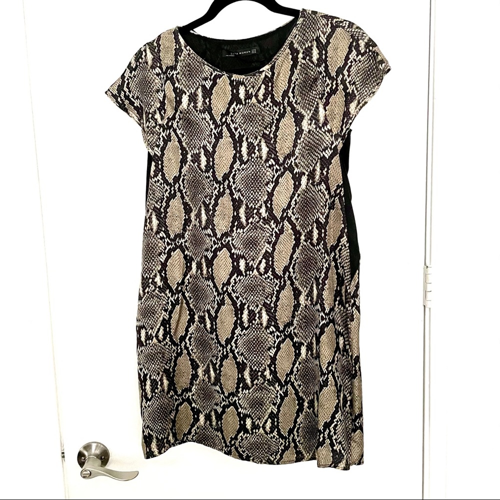 🤎 Zara snake animal print silk satin dress loose slip on